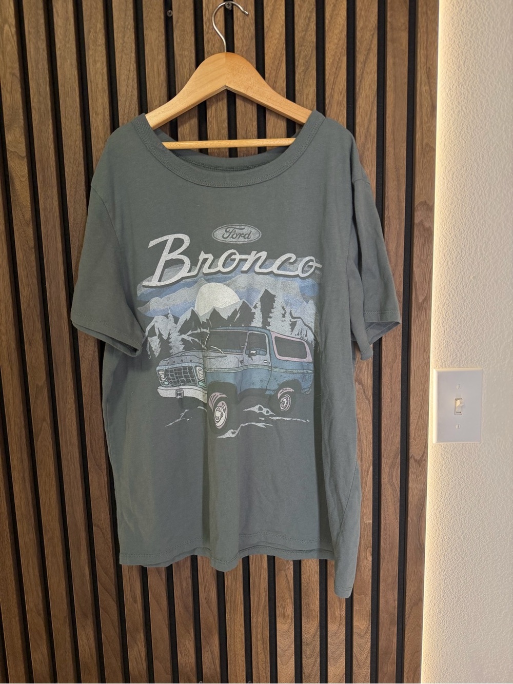 Ford Bronco Graphic Tee - Green